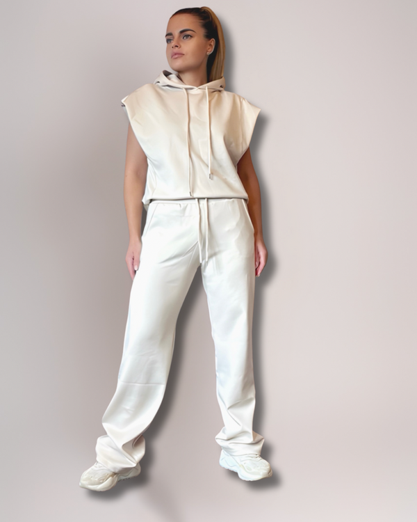 Cream Women's Loungewear Set - Soft & Timeless Fit