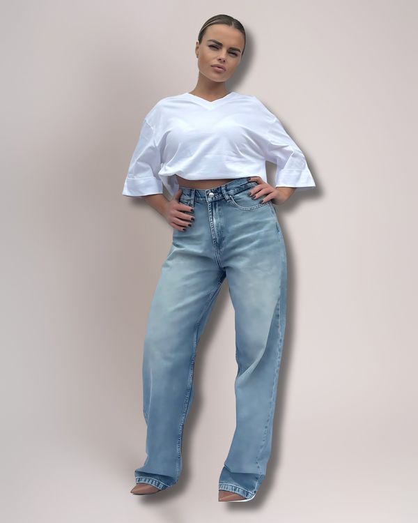 Structured Straight-Leg Jeans – Light Vintage Wash